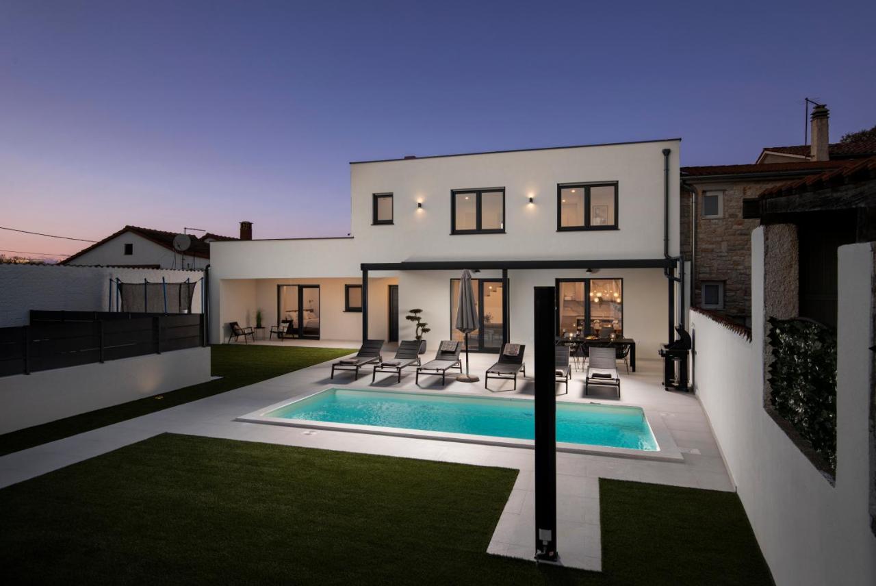 Villa Artis PUY 외부 사진